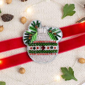 Handmade Christmas Ball Beaded Brooch: Xmas Embroidery Art Glass Pin