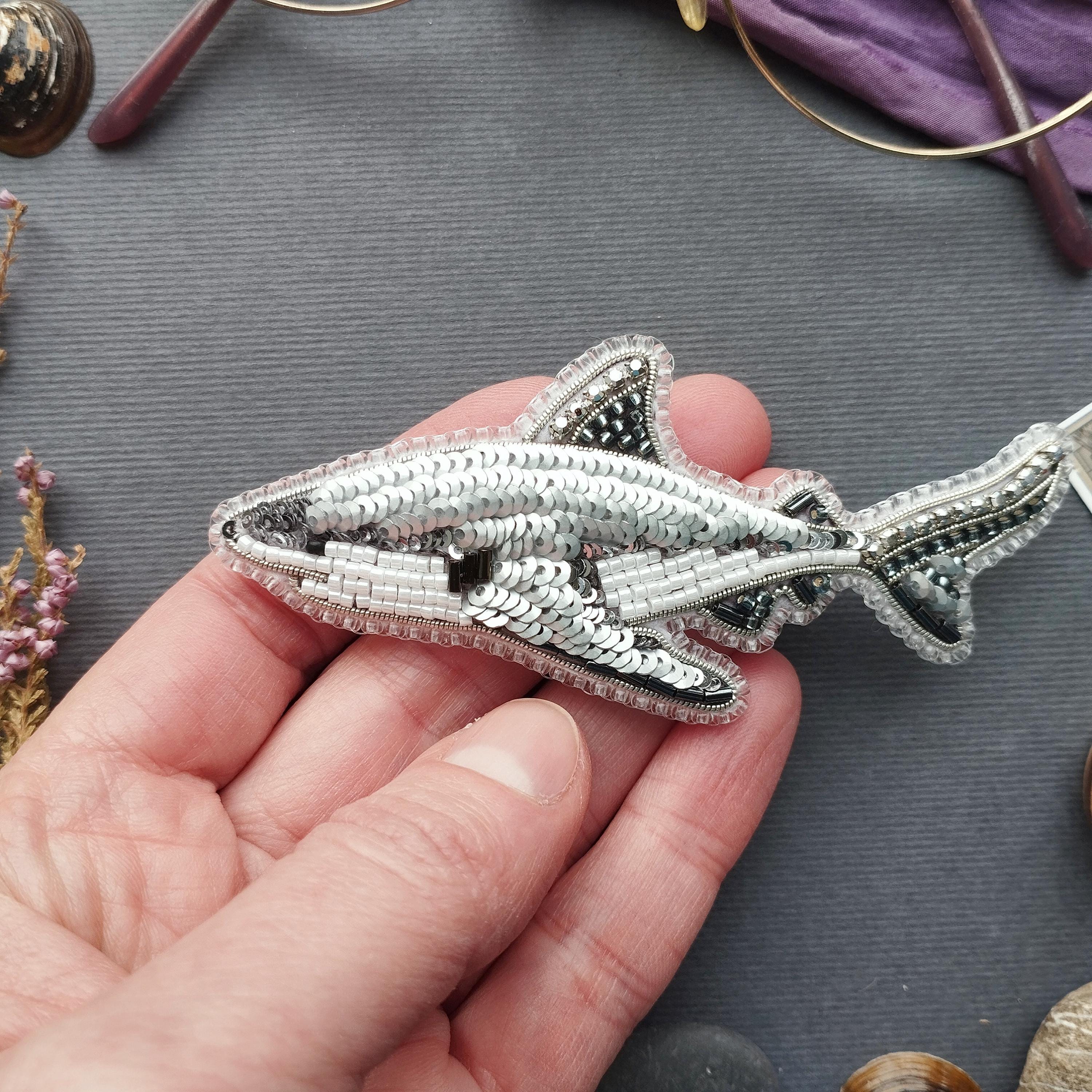 海の生き物ビーズ刺繍キット5点セット：DIYマリンブローチ - Etsy 日本