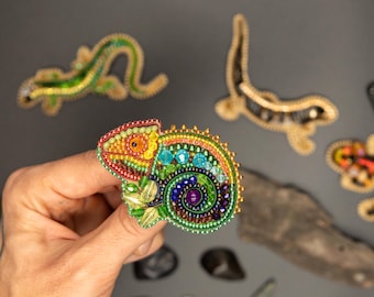 Beaded Brooch Kit, Colorful Lizard Embroidery DIY Jewelry, Exotic Animal Craft (5x7cm)