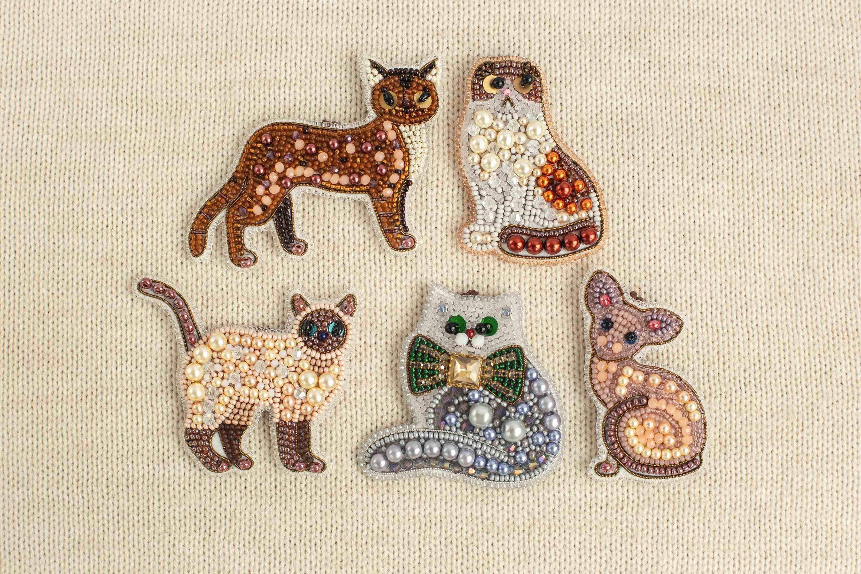 ビーズ刺繍キット5点セット：DIY猫ブローチ（初心者向け） - Etsy 日本