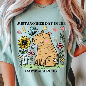 Capybara floral teacher shirt, Capybara club schoolteacher team shirt, Teacher appreciation gift, Capybara class teacher shirt