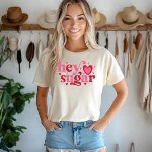 Groovy Hey Sugar Unisex T-shirt, Bubble Letters, Retro Tee, Vintage Shirt, 70s Fashion Top