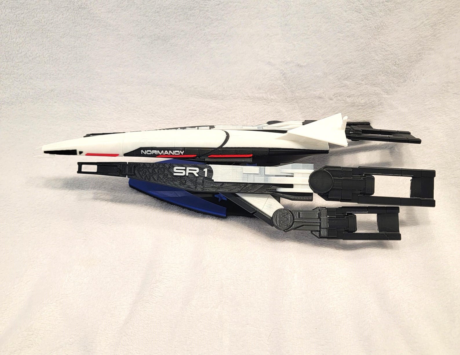 SSV Normandy SR1 Mass Effect - Etsy