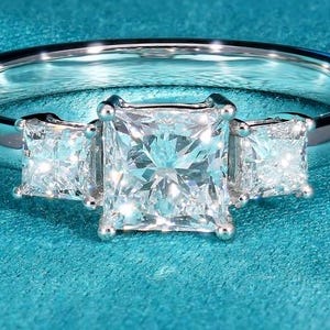 1 Carat Princess Cut Trilogy Engagement Ring, Three Stone Princess Cut Lab Diamond Ring, IGI Certified Lab Created Diamond Wedding Ring Gift