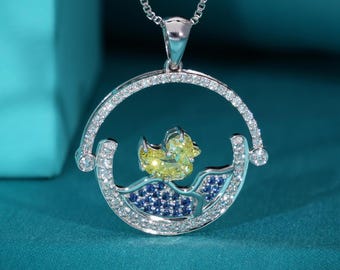 Entenform Labradorit-Diamantanhänger, ausgefallener gelber Entendiamant, von der Natur inspirierter Anhänger für sie, handgefertigter Schmuck, nachhaltige Diamanten