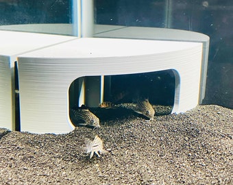 Aquarium Corner Cave – Fish and Axolotl Hide