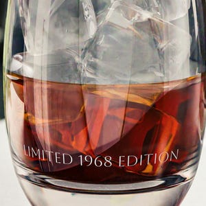 Personalized Whiskey Glass, Custom Engraved Bourbon Tumbler, Whisky Gift for Him, Father&#39;s Day Present, Groomsmen Gift, Etched Scotch