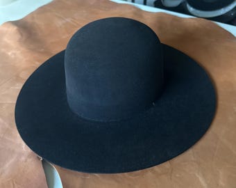 10X beaver blend hat body. Pre blocked 7 3/8. Ready to ship !