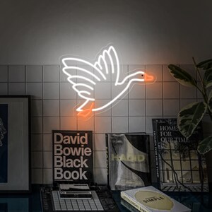 Flying Duck Neon Light,Duck Flying Wall Decor Light,Duck Led Sign,Personalized Duck Gift,Children&#39;s Room Decor,Baby Room Art Wall Light