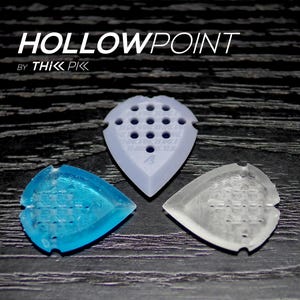 厚みのあるジャズスタイルのギターピック。抜群のグリップ力と抜群の精度。ThiccPiccのHollowPoint。