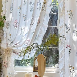 Floral Printed Cottagecore Ruffle Lace Rod Pocket Curtain, Flower Window Decor Curtain One Panel