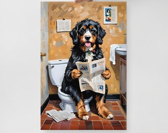 Può includere: Stampa su tela raffigurante un cane con occhiali e un abito, seduto su un water e che legge un giornale. Il cane ha pelo nero, marrone e marrone chiaro. Il bagno ha un water, un lavandino e un asciugamano.