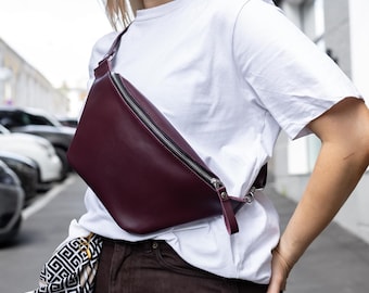 Everyday leather bum bag, burgundy fanny pack, women sling bag, birthday gift for her, custom belt bag, girlfriend gift, women travel bag