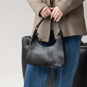 Casual crescent bag, leather everyday women bag, shoulder half moon handbag, evening purse, graduation gift, small minimalist top handle bag