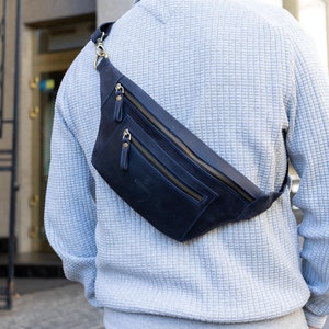 Sac banane pour homme, sac banane en cuir, sac à bandoulière, sac mains libres, sac ceinture pour homme, sac banane décontracté, cadeau de Noël pour lui, sac banane minimaliste