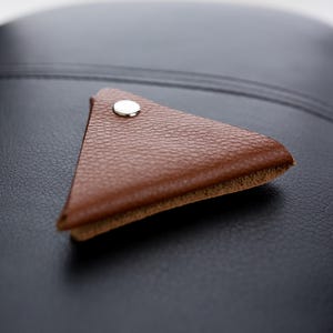 Liten läderpengapåse, växelmynthållare, handgjord myntlåda, graverad present