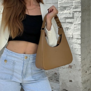 Sac à bandoulière minimaliste demi-lune, sac étudiant, sac demi-rond, petit sac à main en cuir, sac de soirée cocktail, cadeau d'anniversaire, sac de soirée