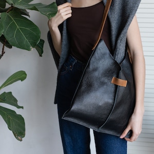 Sac à main spacieux, sac en cuir pour femme, sac à bandoulière noir, sac hobo, cadeaux pour maman, cadeau d'anniversaire
