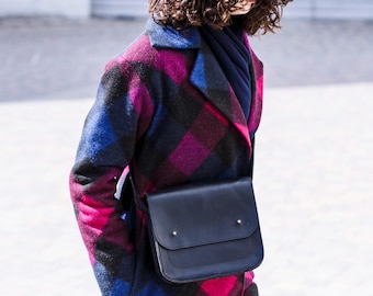 Umhängetasche aus Leder für den Alltag, minimalistische Umhängetasche, personalisierte strukturierte Tasche, kleine schwarze Tasche für Frauen, Geburtstagsgeschenk für sie