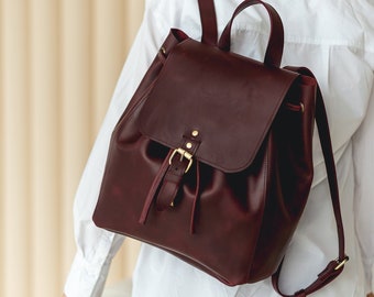 Minimalist leather backpack, womens work backpack, personalized gift, leather haversack, birthday gift, travel rucksack for her