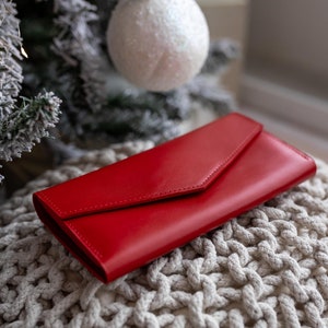 女性用財布、赤い革財布、長くてスリムな財布、革のアクセサリー、お母さんへのクリスマスプレゼント、ミニマリストの現金財布、誕生日プレゼント