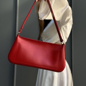 Petit sac en cuir rouge, sac à bandoulière, pochette, cadeau pour elle, sac à main en cuir, cadeau personnalisé pour petite amie, sac de créateur