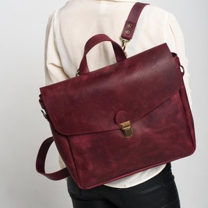 Mochila convertible de piel burdeos, maletín de mujer, bolso de viaje, regalo para esposa, bolso de oficina, bolso personalizado, bolso tipo mochila