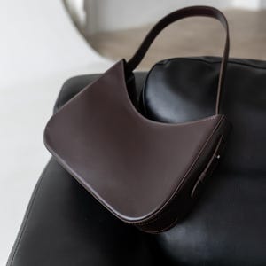 Leather women personalized purse, half moon handbag, elegant top handle city bag, luxury minimalist bag, graduation gift, shoulder bag