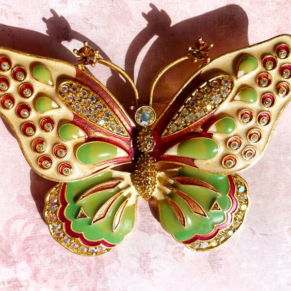 Enchanting fairytale butterfly brooch by Kenneth Jay Lane. Vintage collector’s brooch. Great condition.