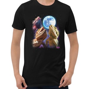 Bearded Dragon T-Shirt: Three Lizards Howling at Moon