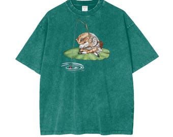 Fishing Frog Retro Oversized TShirt, Vintage Frog Graphic T-Shirt, Cute Funny Frog Tee, Frog Lovers Tee, Unisex Shirt, Toad Shirt