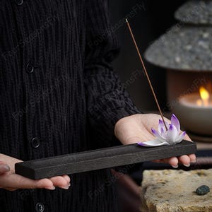 Handmade Ceramic Incense Holder, Hand-Pinched Flower Home Interior Zen Decoration, Bedroom Incense Burner, Long Strip Flower Incense Burner