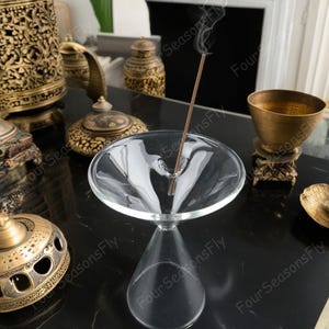 Conical Glass Incense Holder Is Suitable For Incense Sticks, Transparent Glass Incense Holder, Minimalist, Purify The Air, Meditation
