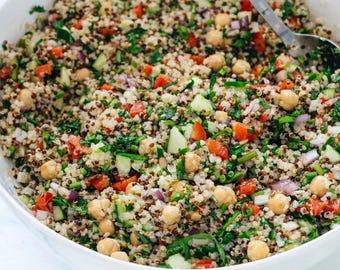Receta de ensalada de quinoa vegana saludable