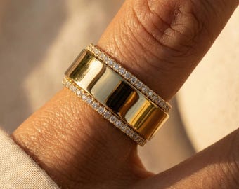 Anello Oura in oro, accessorio delicato, fascia eternity, montatura pavé, anello delicato, zirconi cubici, matrimonio, gioielli di lusso