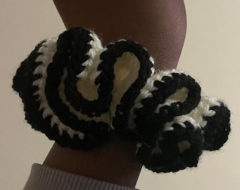 Black and white crochet scrunchies