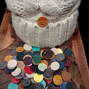Etichette rotonde personalizzate personalizzate, etichette rotonde per maglieria, logo della fascia, etichetta con nome personalizzata, etichette in pelle personalizzate, toppa in pelle