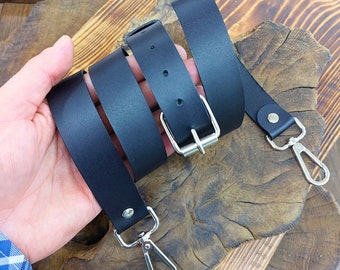 Leather shoulder strap for bag, adjustable length, colors to choose from, quality carabiners