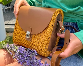 DIY Crochet Bag Kit: Leather Accents, Video Tutorial, PDF Pattern