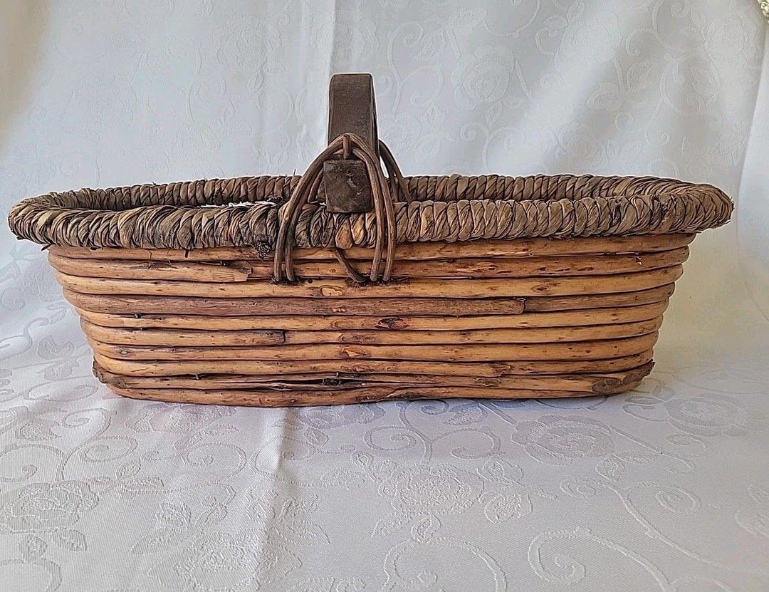 Wicker Reed R Vintage Wicker Reed Basket With Wood Straps Hand Carved Handle 18x8x5 ...
