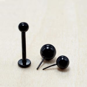 Titanium Threadless Push-in Black Labret Stud Piercing Lip Piercing Jewelry, Tragus Studs