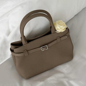 Women&#39;s Leather Top Handle Bag, Small Leather Shoulder Bags, Minimal Design Handbags