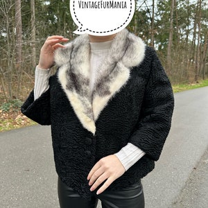 Schwarze Astrachan Jacke mit Kreuz Nerz Pelzmantel in Größe L/XL