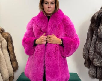 Polar Fox Fur Jacket Dyed in Pink, Small Size, Real Soft Fur, Eye-Catching Design, Unique and Rare Find, Luxurious Womens Outerwear, Fox Fur