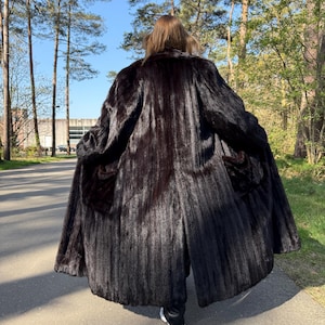 Swinger Dark Brown Mink Coat, XL Size, Feet Length Coat, Rare Find Vintage Style, Soft and Thick Mink Fur, High Quality Fur, Real Mink Coat