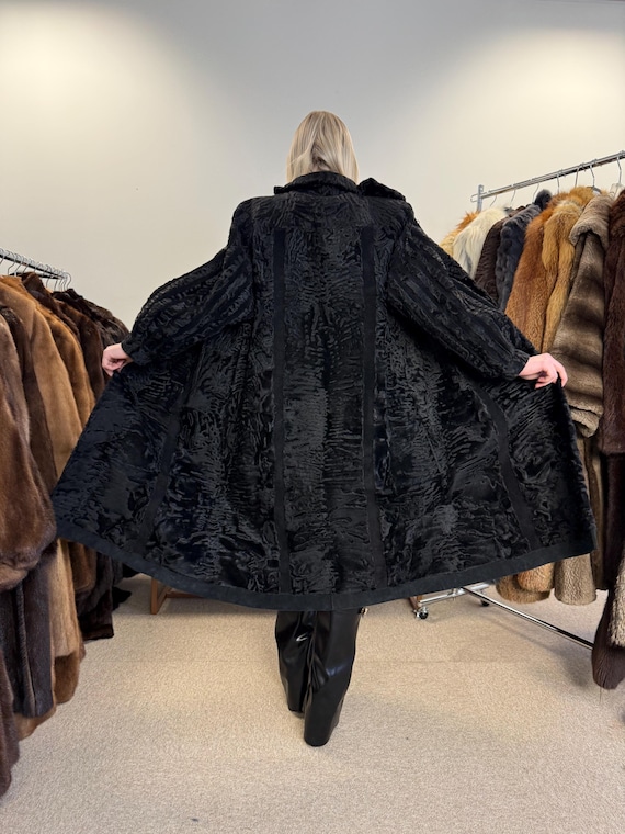 Black Astrakhan Coat, Medium Size, Real Fur Coat, Astrakhan Fur Coat, Vintage Fur Coat, Black Fur Coat, Thick Fur Coat, Long Astrakhan Coat