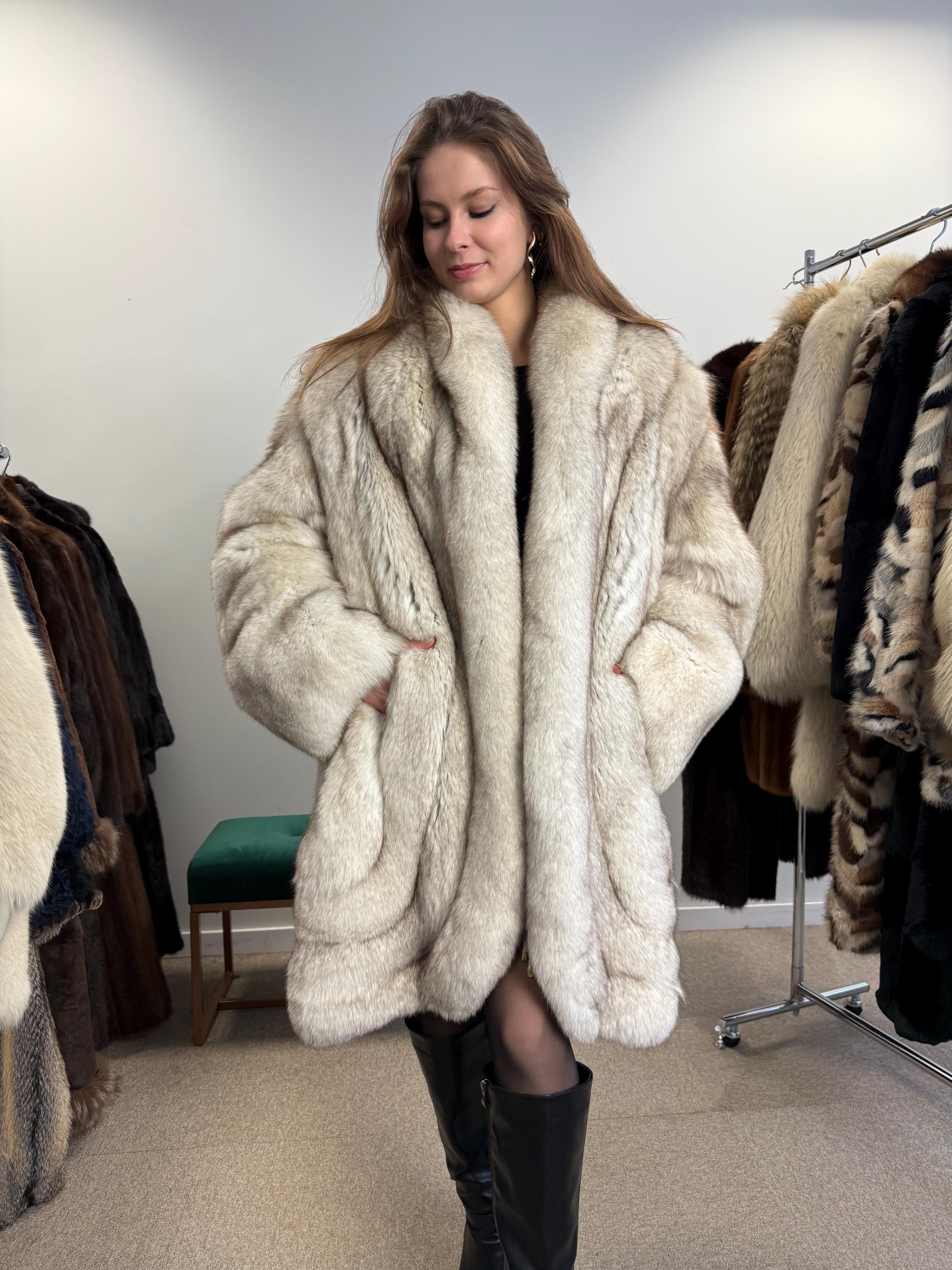 Manteau De Fourrure Renard Blanc - Taille L - Neuf Sans étiquette - Excellent état