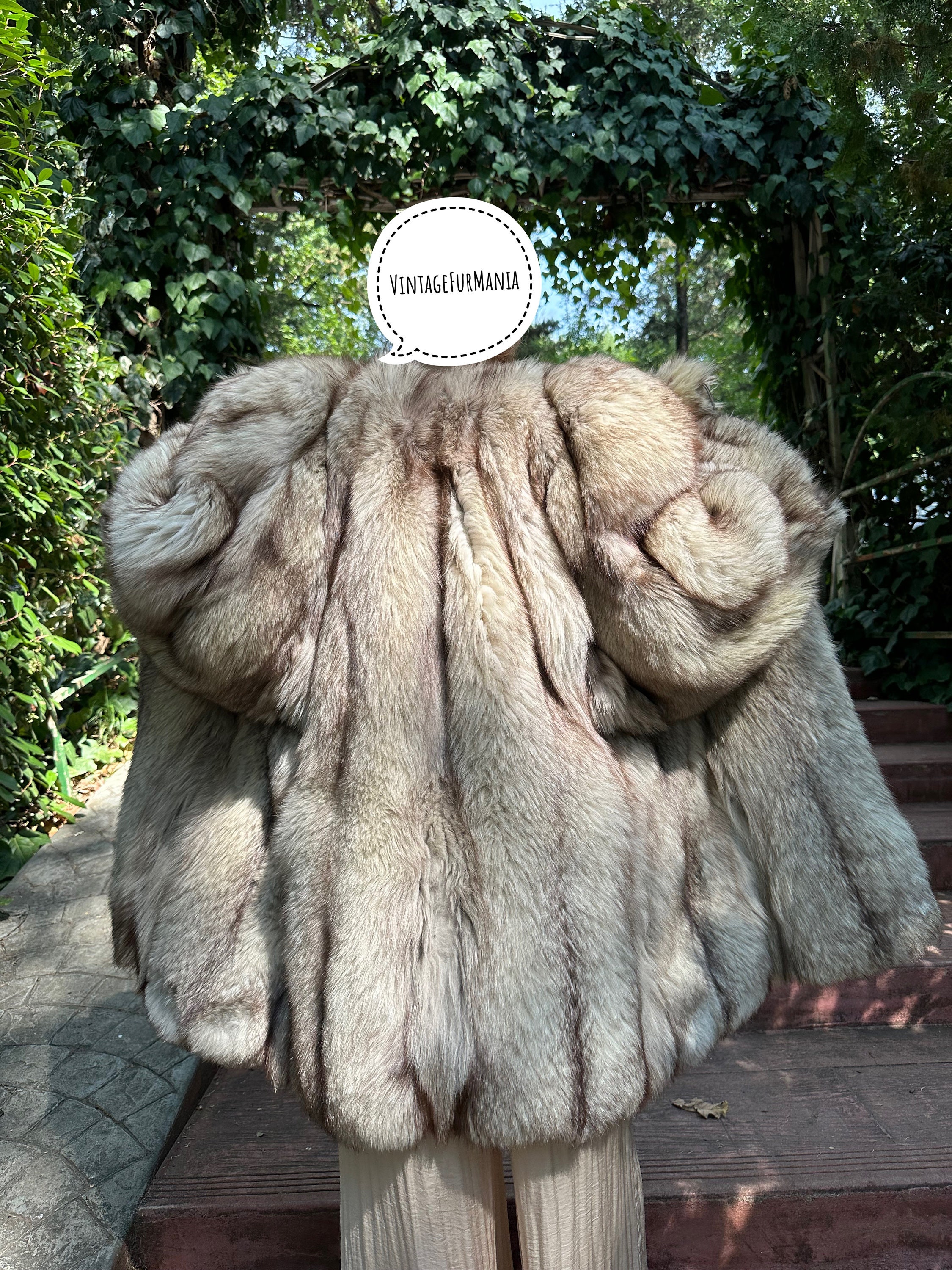 Stunning XL XXL Blue Fox Fur Coat Plush Glamorous and Cozy Perfect for Winter Sophistication and High end Fashion Statements Vintage Etsy Canada