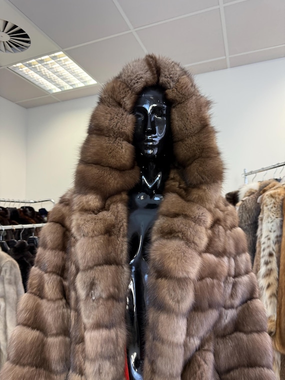 セーブルファーコート、M/Lサイズ、本物のセーブルファー、リアル