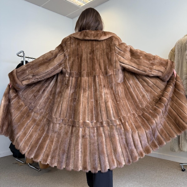 Futro z norek, 3XL - jeden rozmiar, prawdziwe futro, futro vintage, prawdziwe futro z norek, płaszcz z norek damski, gruby płaszcz z futra, brązowy płaszcz z norek, prawdziwy norka